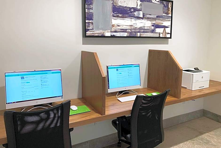 La Quinta Inn & Suites by Wyndham San Luis Obispo Downtown