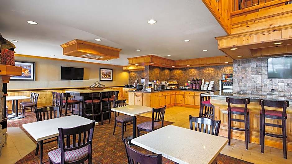 Best Western Plus Olympic Inn