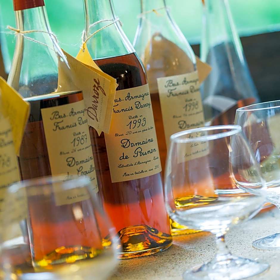 Chateau des Ducs de Joyeuse, BW Signature Collection