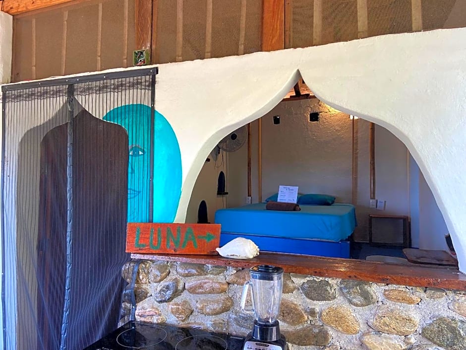 Mixtli Ecohouse, Habitaciones Sol & Luna - Starlink Internet