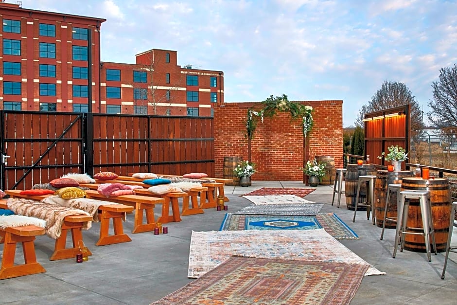 Moxy by Marriott Chattanooga Downtown