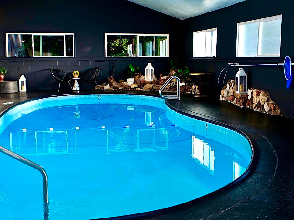 Photo 1 of 40 of Sierra Blue Hotel & Swim Club