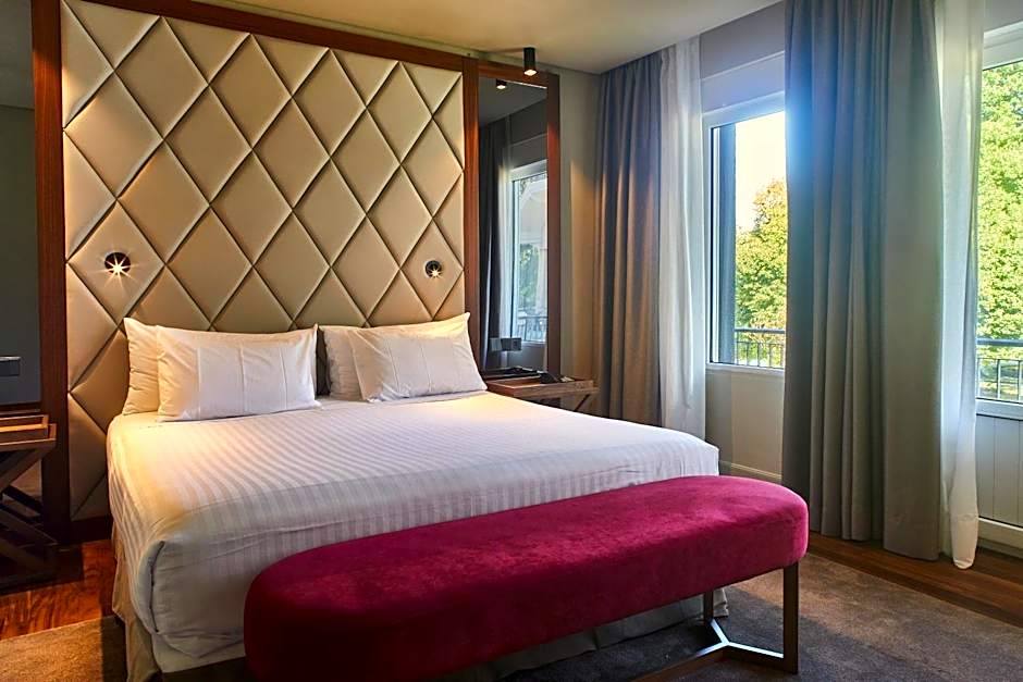 Hotel Silken Palacio Uribarren