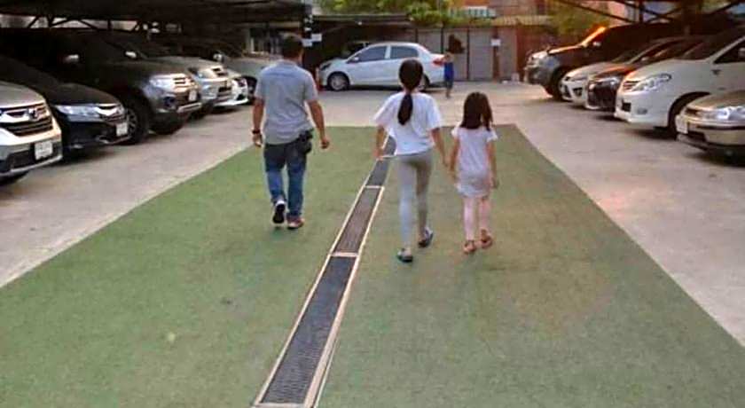 51 Suanplu Residence