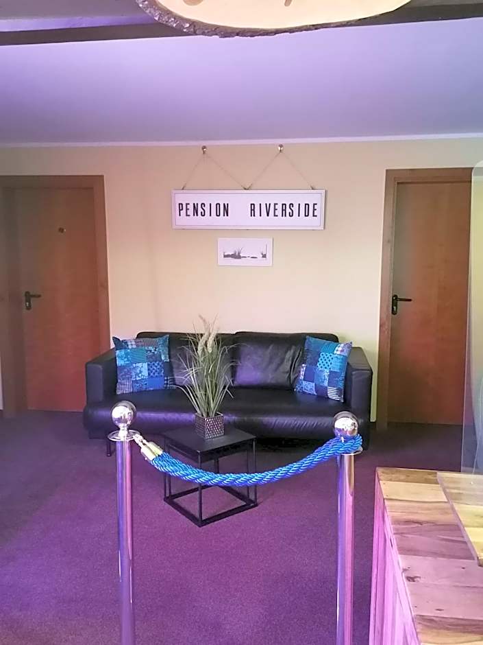 Pension Riverside in Leverkusen Hitdorf am Rhein - Zentral an der A1 und 59