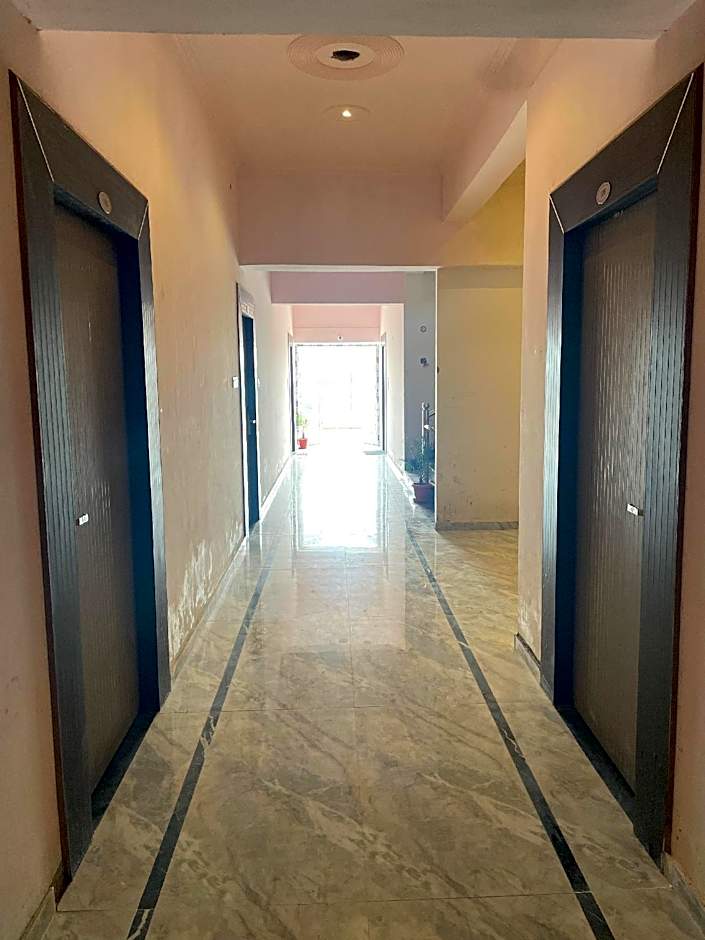 Hotel The Pushpak Inn