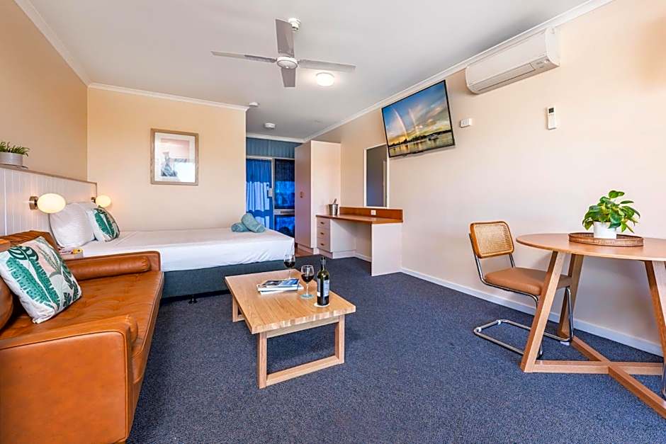 South Seas Motel & Apartments