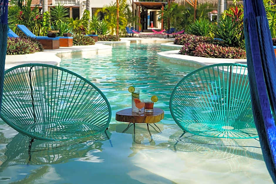 Blue Palm Bacalar