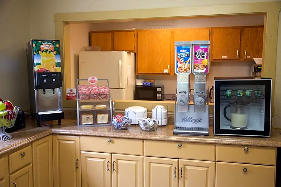 Super 8 by Wyndham Christiansburg