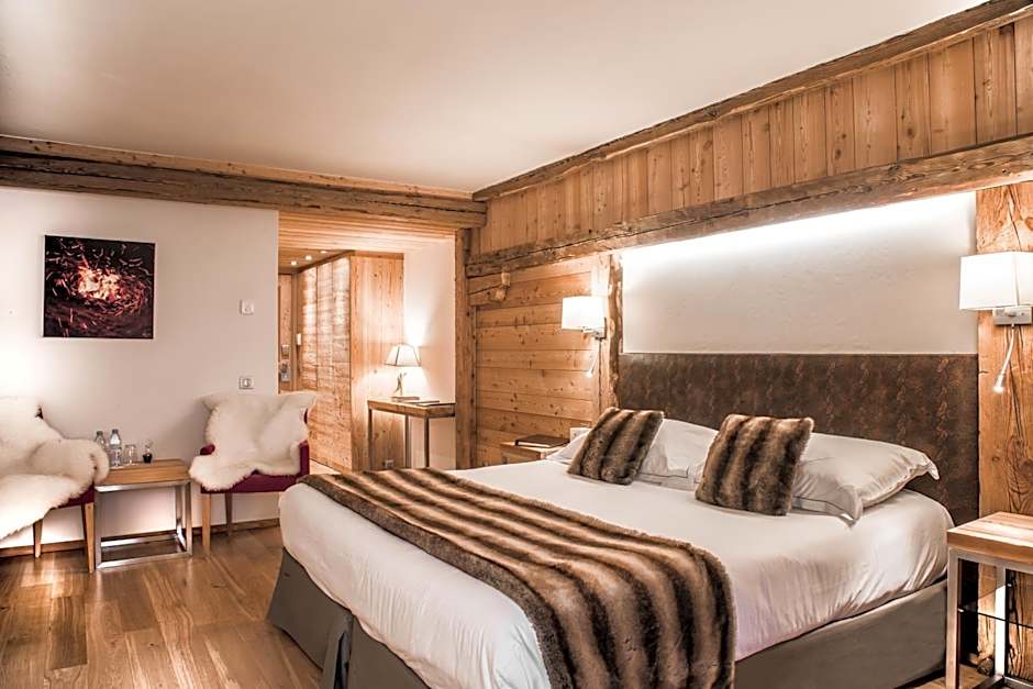 Au Coeur Du Village Hotel