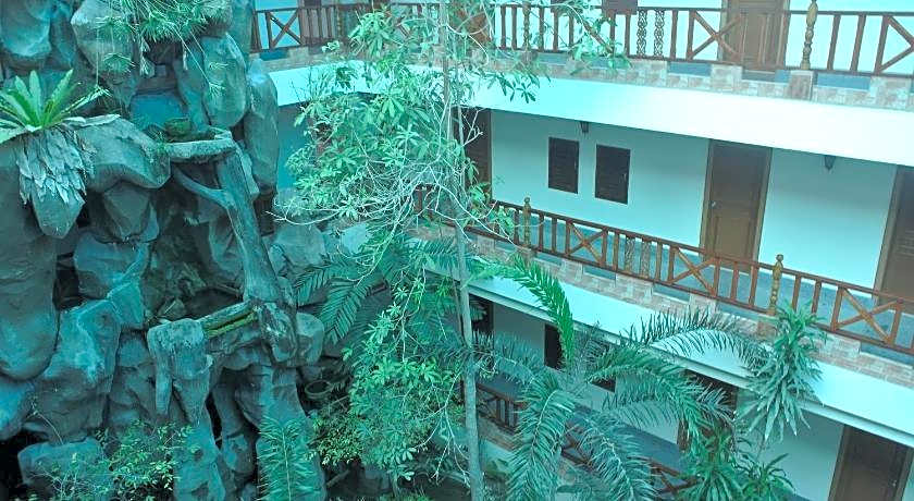 Chaikanathani Hotel