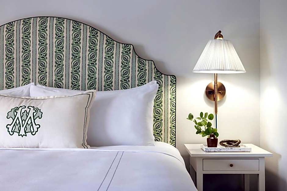 Photo 1 of 3 of Deluxe 2 Queen Beds