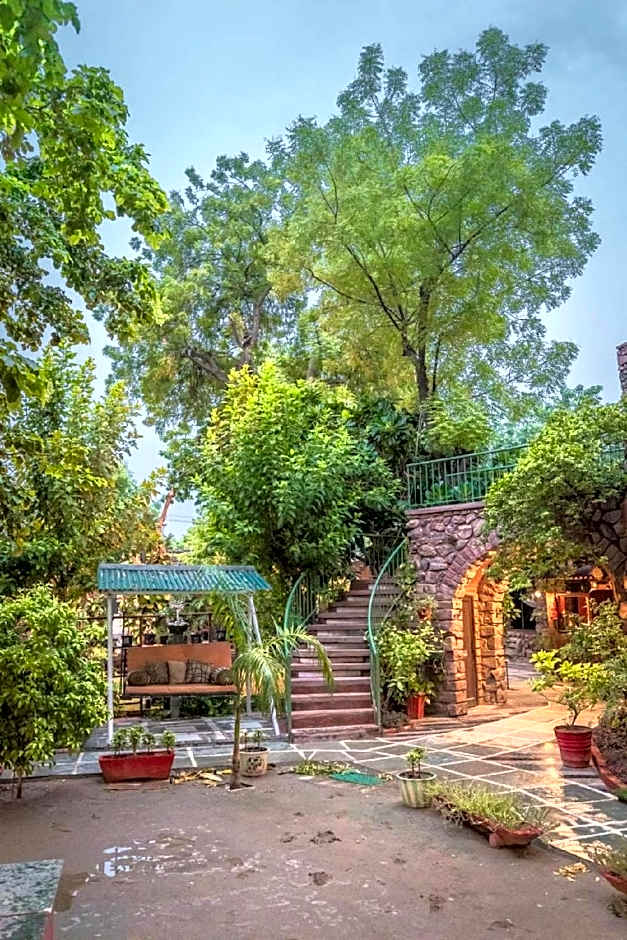 The Mandore - a leafy resort