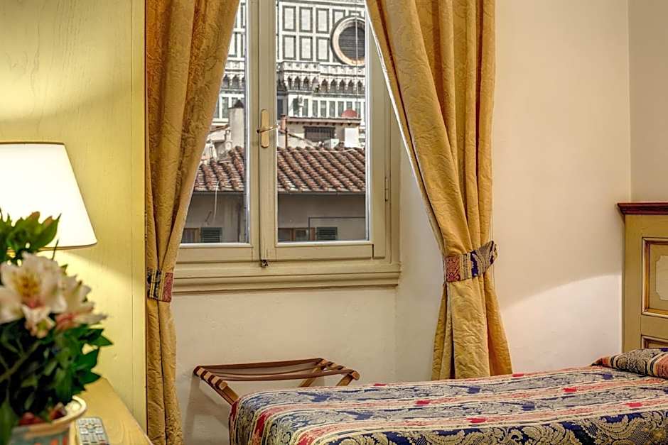 Hotel De Lanzi