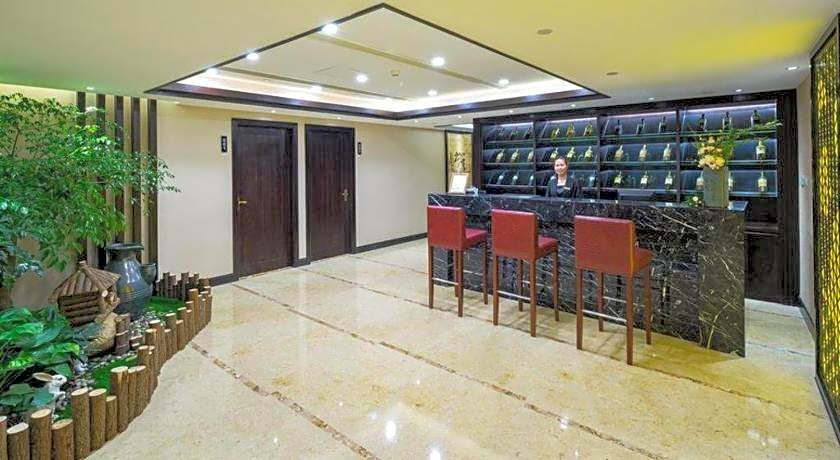 Fuyang International Trade Centre Hotel