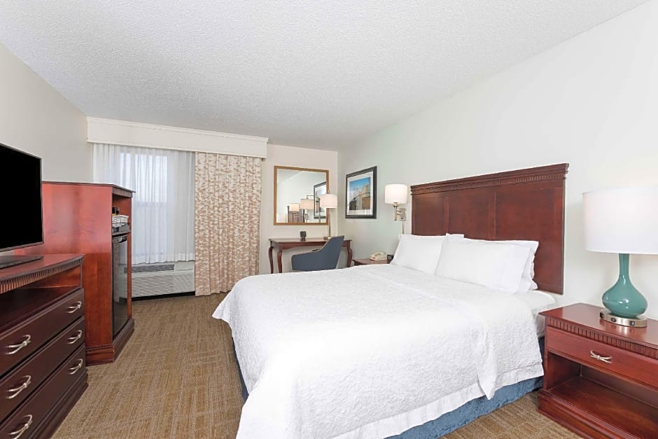 Photo 1 of 9 of 1 Queen Bed, Hearing/Mobility Accessible, Roll in Shower