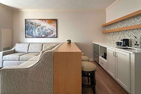 Suite, 2 Queen, Sofa bed, City view