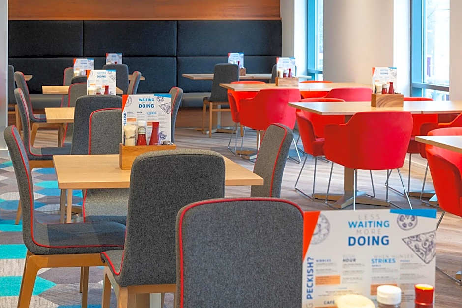 Holiday Inn Express Stevenage By IHG