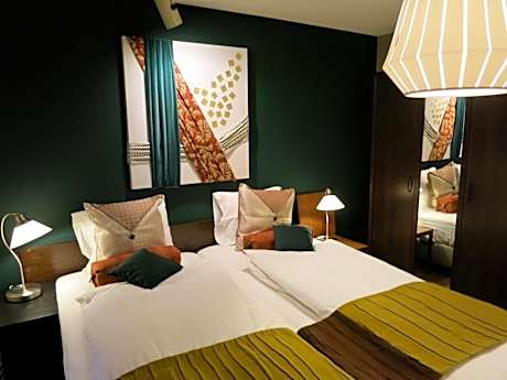 Double or Twin Room with Terrace