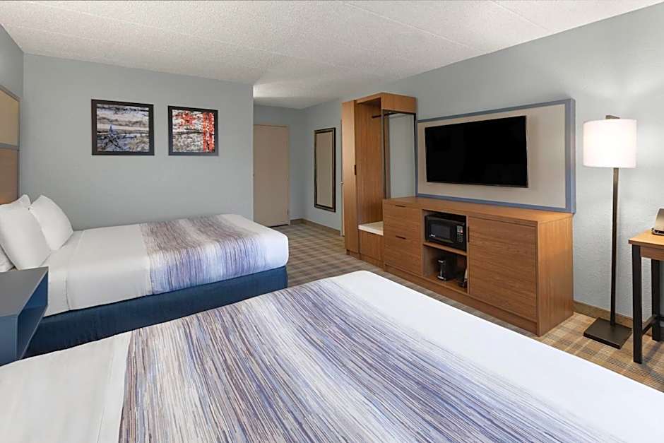 AmericInn by Wyndham Chippewa Falls