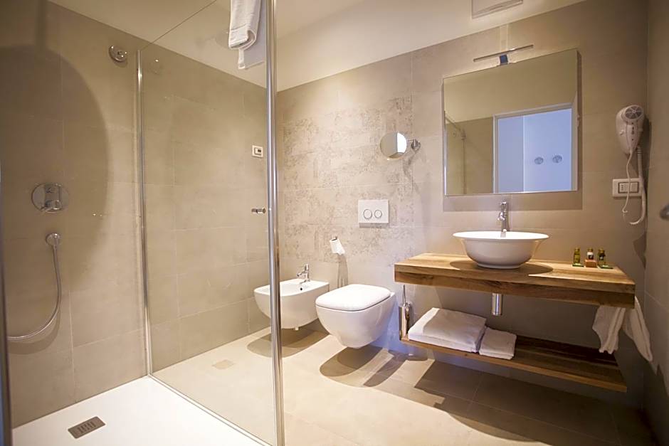 Villa Italia Luxury Suites and Apartments