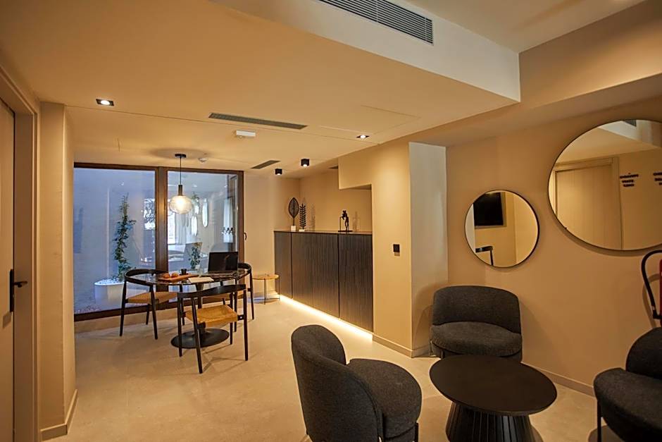 Belle Marivent Mediterranean Petit Hotel