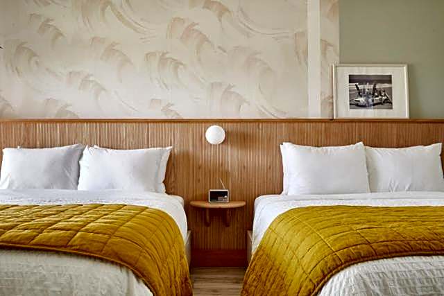 The June Motel, Sauble Beach