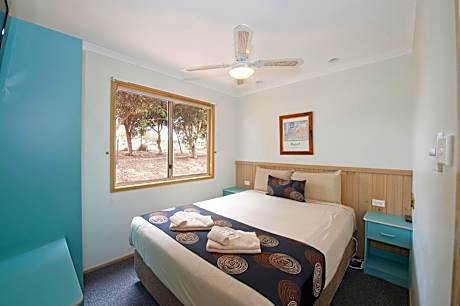 Family Suite (6 Adults)