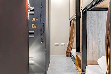 Bunk Bed in 4-Bed Mixed Dormitory Room