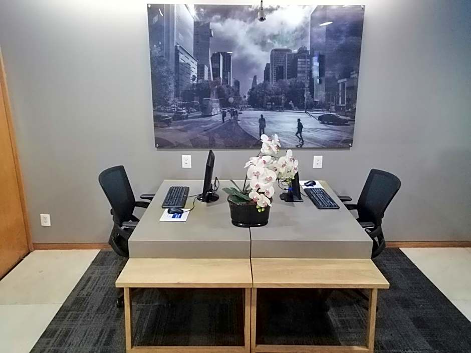 Holiday Inn Express Mexico Reforma By IHG