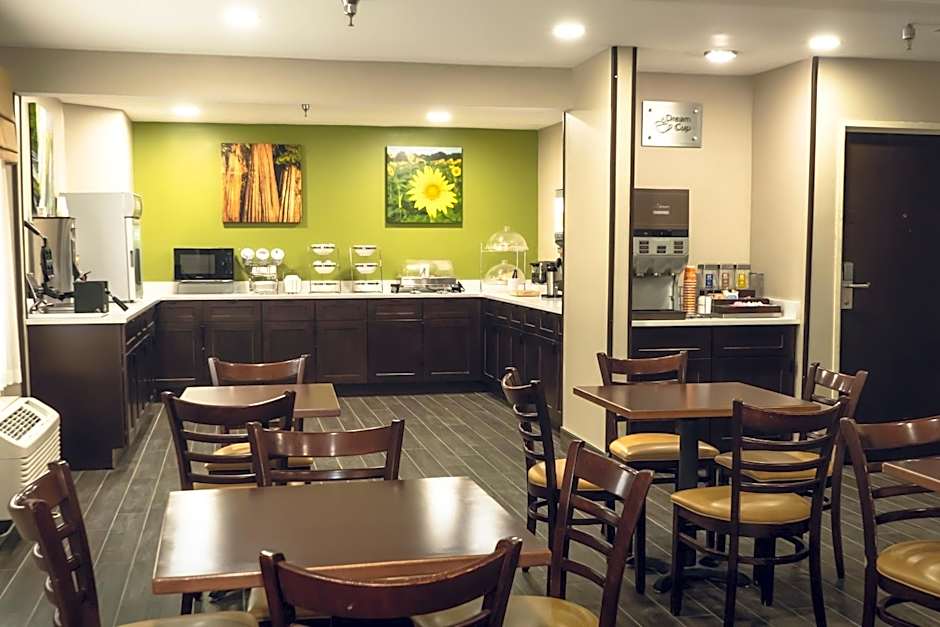 Sleep Inn & Suites Omaha Airport