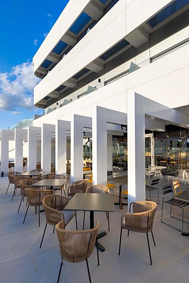 Student Experience Madrid Pozuelo - Luxury Hostel