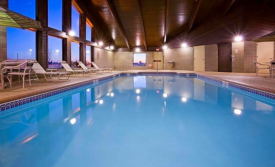 AmericInn by Wyndham Grafton