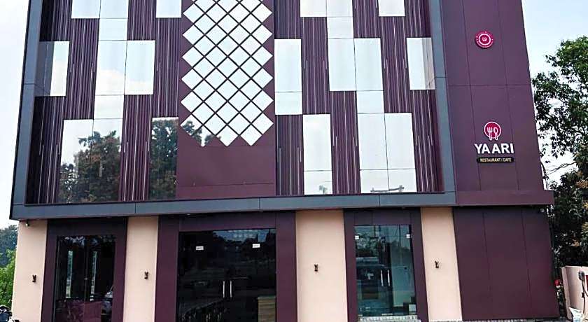 Hotel Obsidian Red