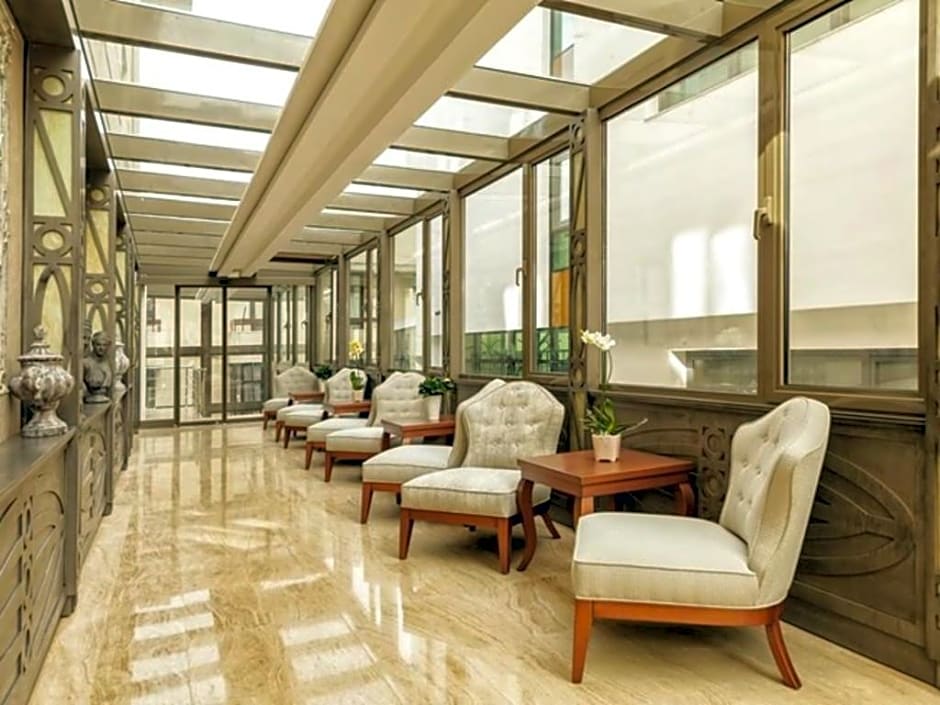 Cadence Design Hotel