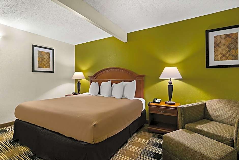 Best Western Windsor Suites