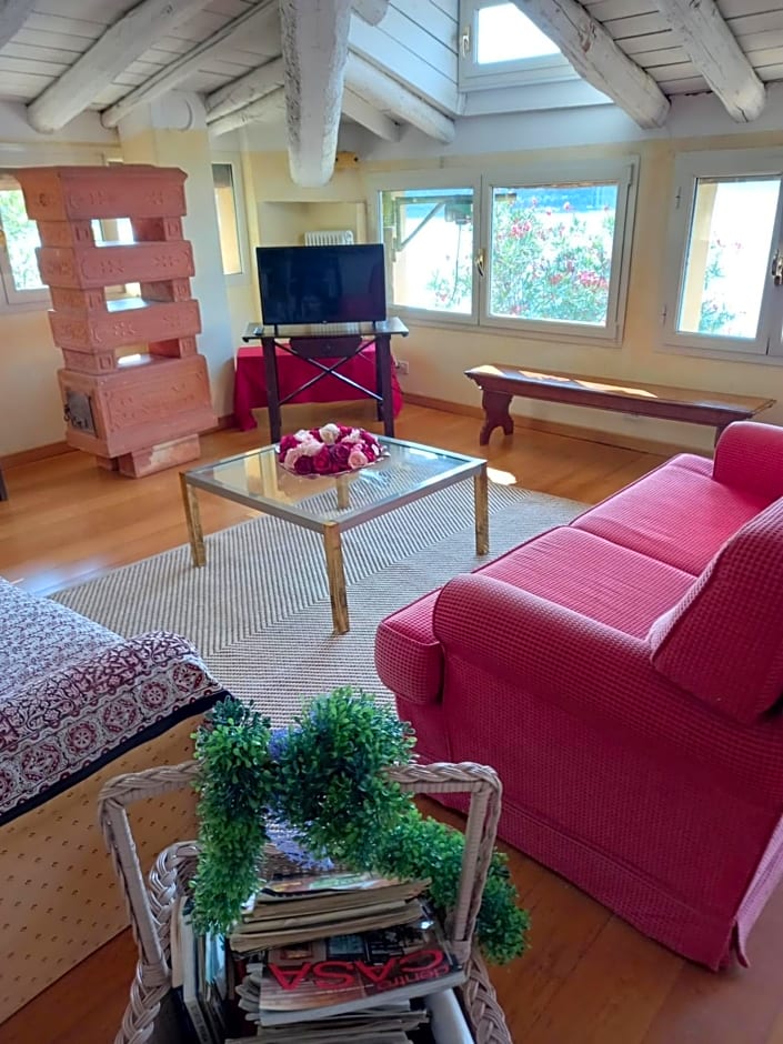 L'Oleandro sul Lago d'Iseo B&B