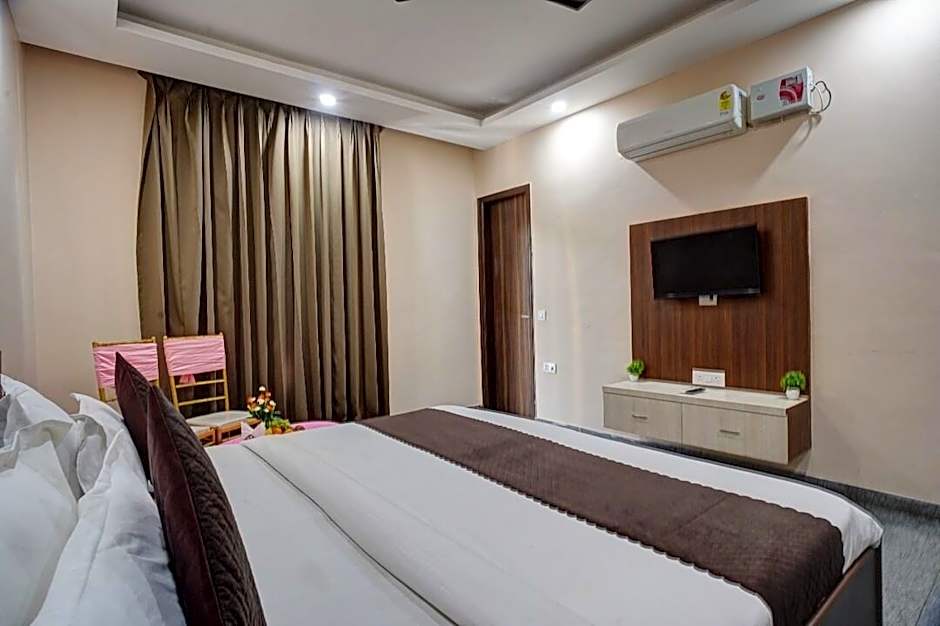 Wedlock Hotels