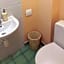 Hostel Oliwka - Metro Świętokrzyska