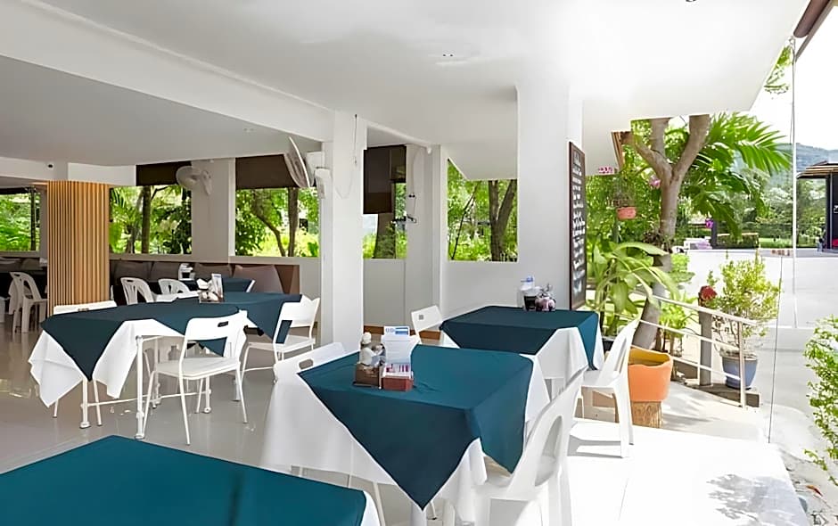 Hotel De Karon