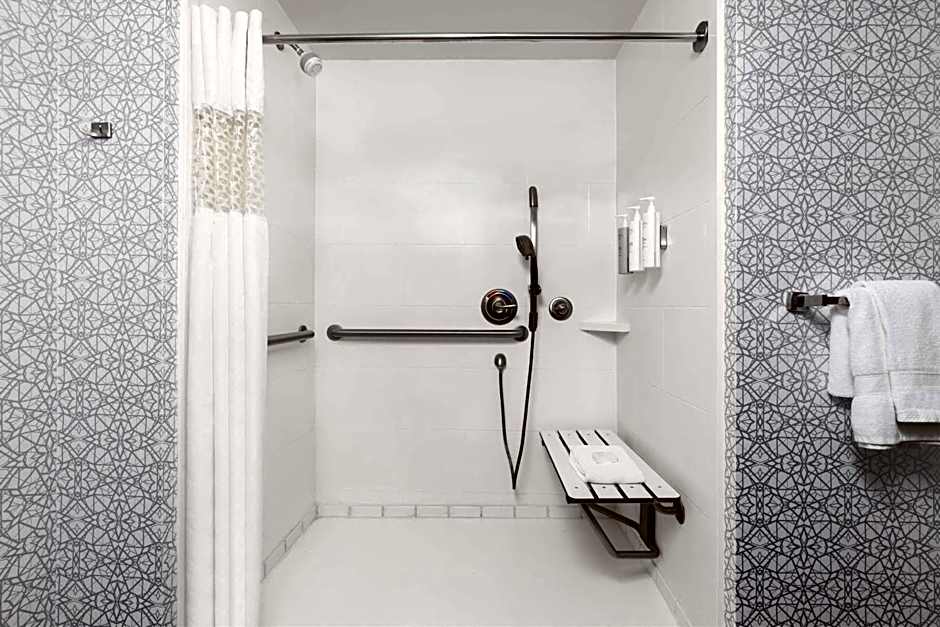 Hampton Inn By Hilton & Suites Douglas