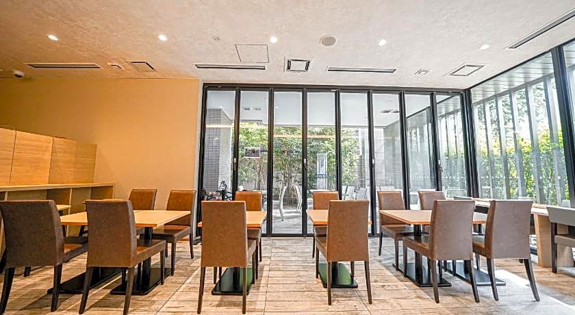 Quintessa Hotel Tokyo Haneda Comic and Books