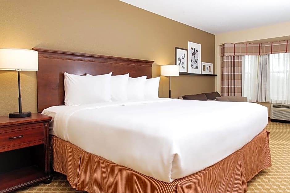 Country Inn & Suites by Radisson, Milwaukee West (Brookfield), WI