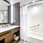 DoubleTree By Hilton Raleigh Cary