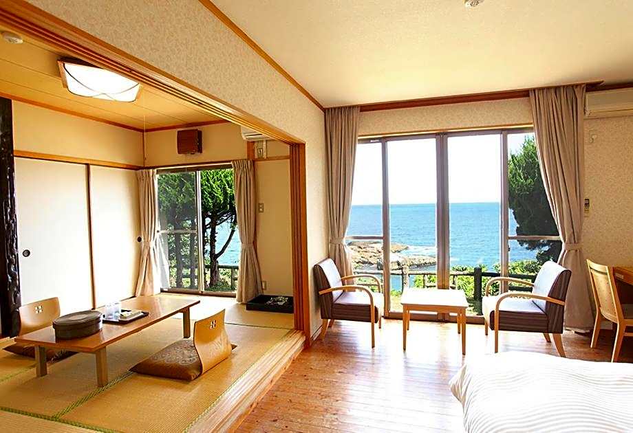 Tsushima Grand Hotel