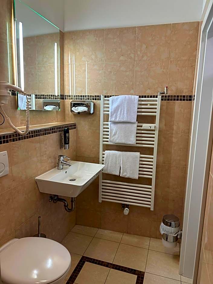 Hotel Expo Frankfurt City Centre