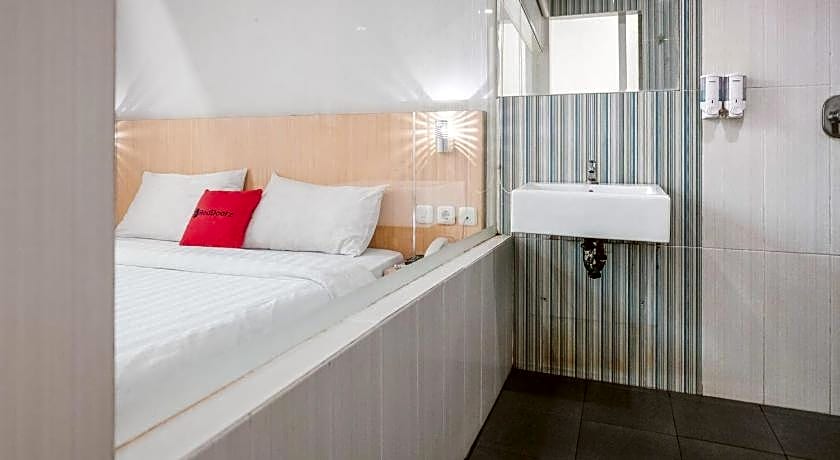 T-One Hotel