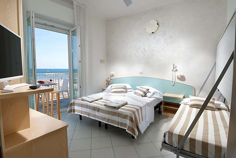 Strand Hotel