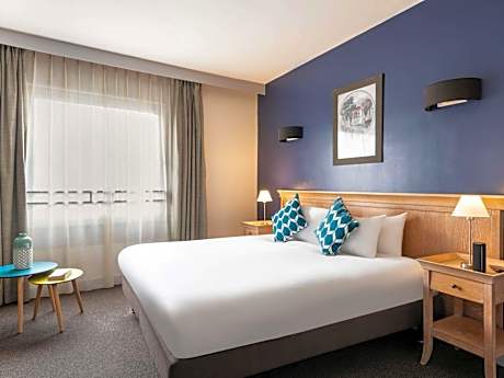 Superior One-Bedroom Apartment (4 Adults)
