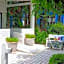 Brassiere Beach Hotel